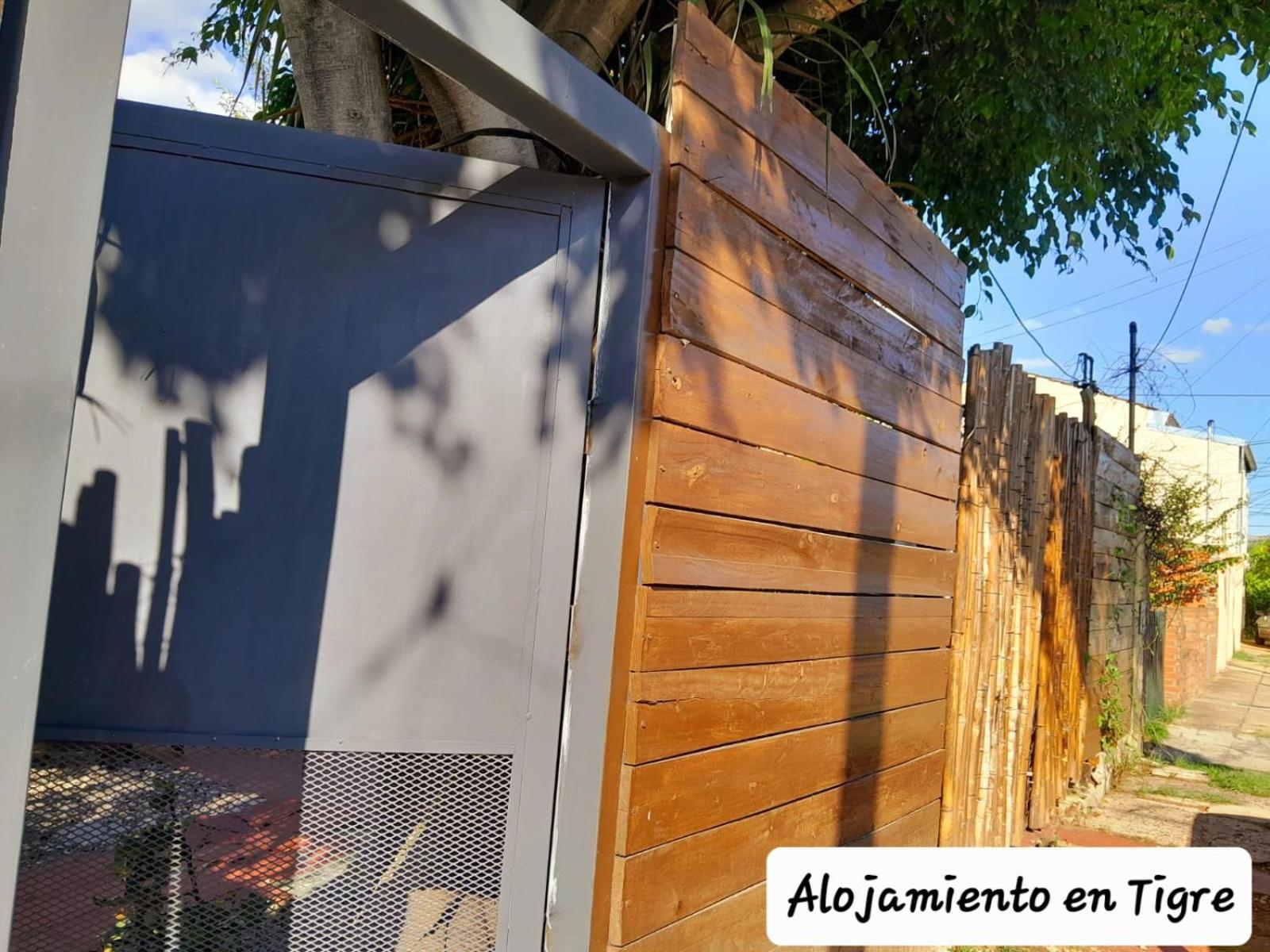 Alojamiento En Tigre Buenos Aires Hotel Exterior photo